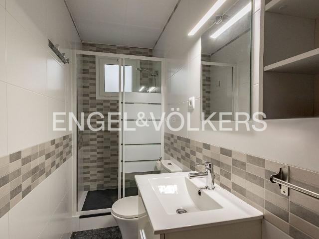 Piso en venta en Ca n'Oliveres, Baix Llobregat