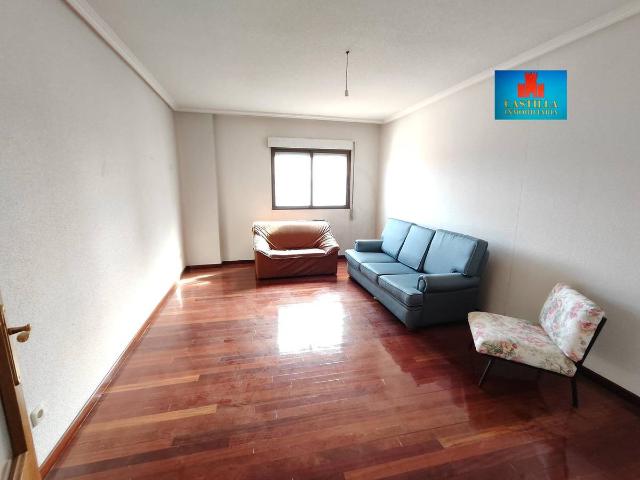 Piso en venta en Ávila, Castilla y León