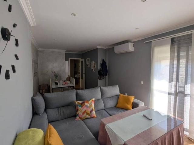 Piso en venta en Utrera, Andalucía
