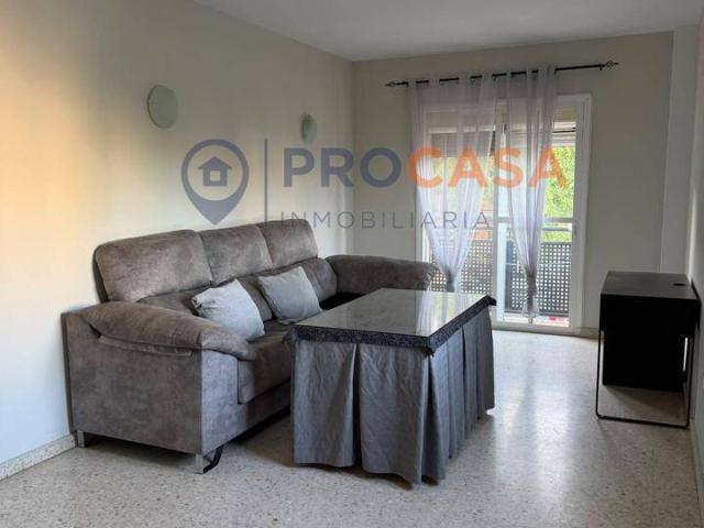Piso en venta en Utrera, Andalucía