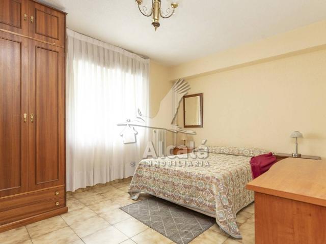 Piso en venta en Distrito I, Alcalá De Henares