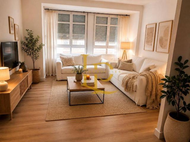 Piso en venta en Plaça Major, la Plana Alta