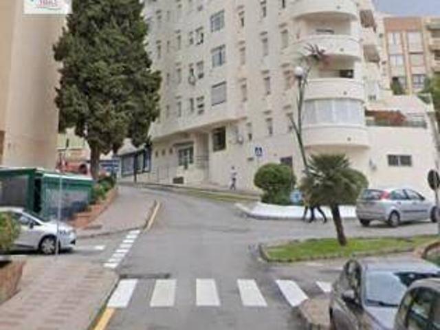 Piso en venta en Barriada Islas Canarias, Estepona