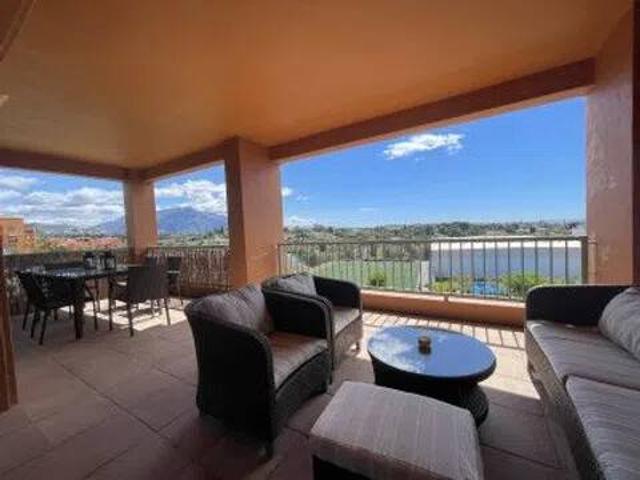 Piso en venta en Urbanización Márquez de Atalaya, Costa del Sol Occidental