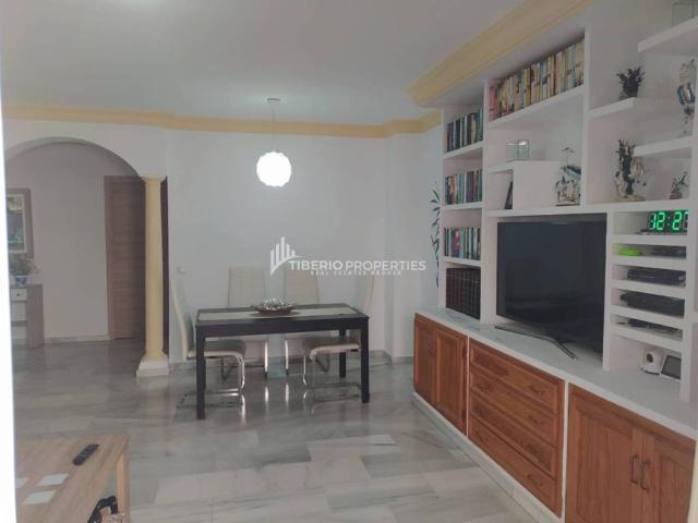 Piso en venta en Estepona, Barriada Pablo Picasso