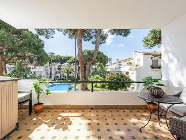 Piso en venta en Estepona, Centro