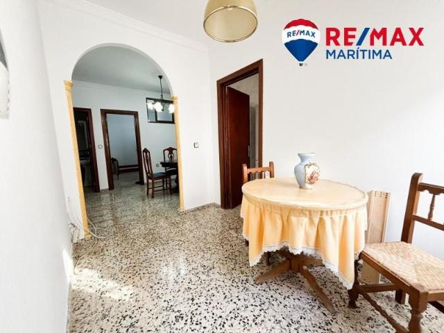 Piso en venta en Barriada Islas Canarias, Costa del Sol Occidental