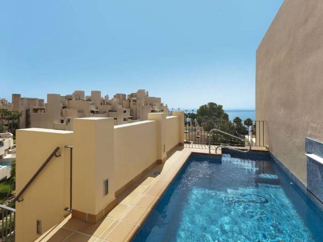 Piso en venta en Estepona, Garden Beach