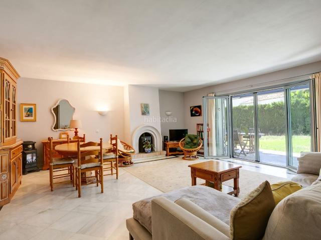 Piso en venta en Barriada Islas Canarias, Costa del Sol Occidental