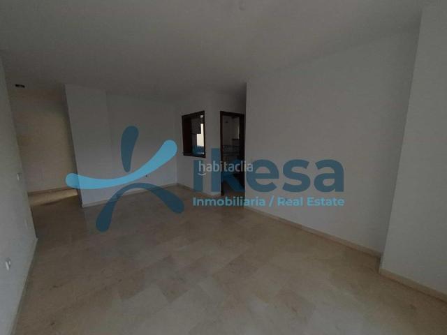 Piso en venta en Barriada Islas Canarias, Costa del Sol Occidental