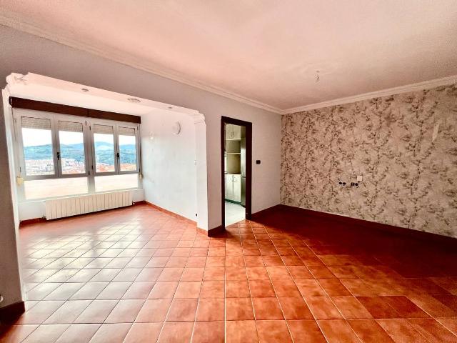 Piso en venta en Etxebarri, Doneztebe