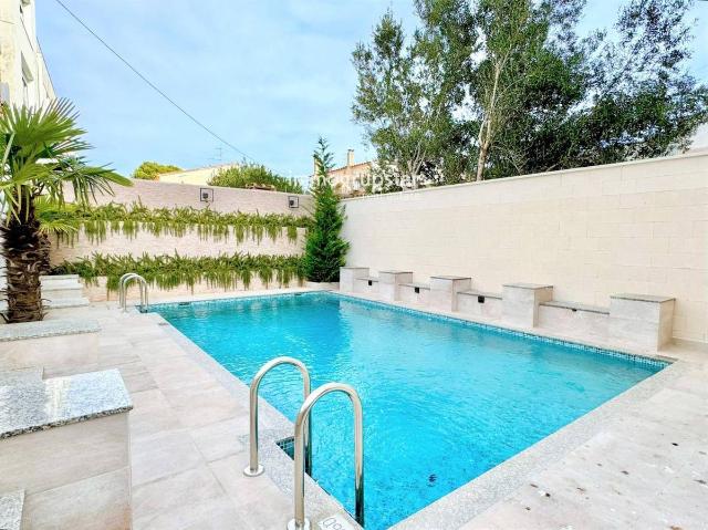 Piso en venta en Castell-platja D'aro