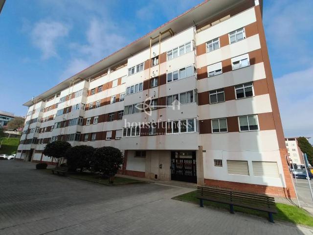 Piso en venta en Fene, Ferrol