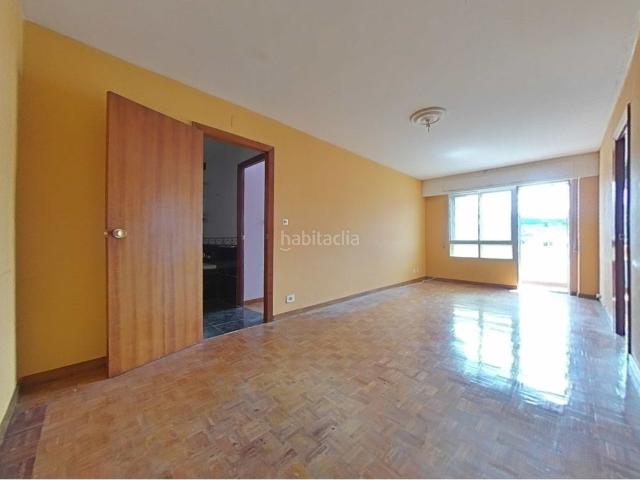 Piso en venta en Fene, Ferrol