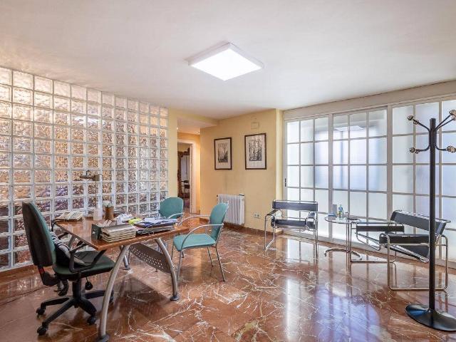 Piso en venta en Centro, Granada