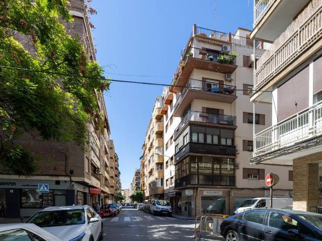 Piso en venta en Granada, Centro - Sagrario