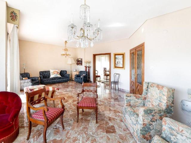 Piso en venta en Centro, Comarca de la Vega de Granada