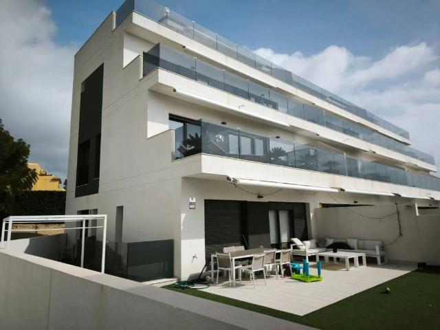 Piso en venta en Finestrat, Urbanització Golf Badia