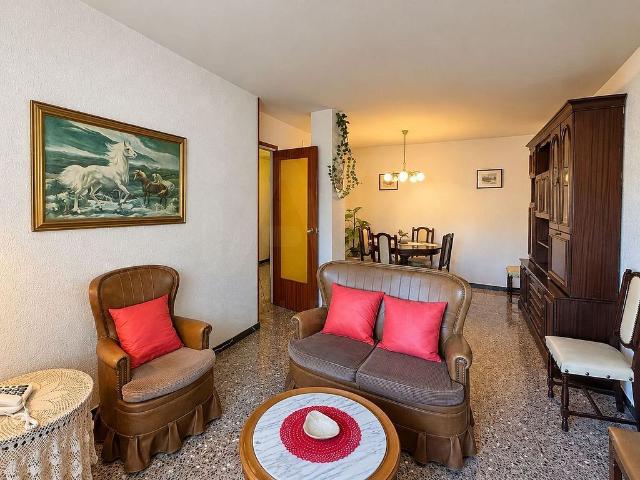Piso en venta en Flix, Tarragona