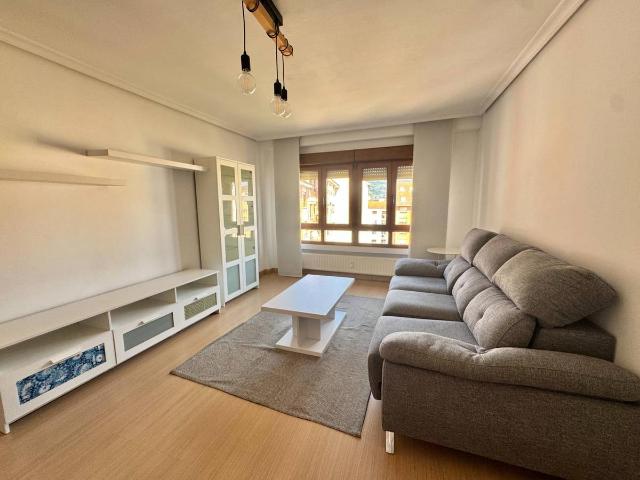 Piso en venta en Centro, Oviedo