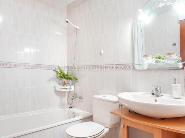 Piso en venta en El Franco, Asturias