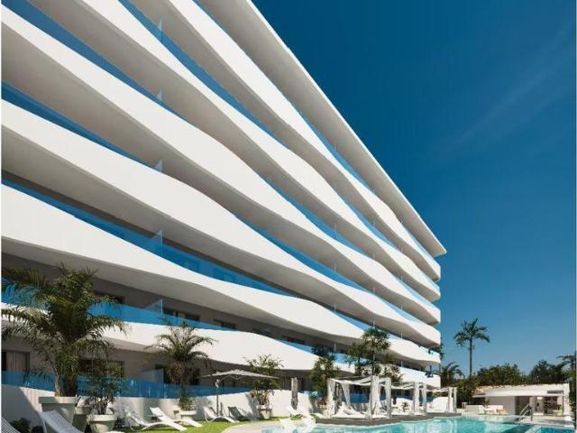 Piso en venta en Los Pacos, Costa del Sol Occidental