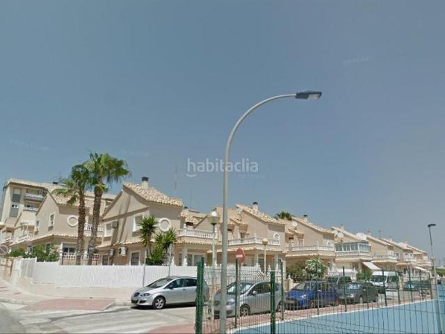Piso en venta en Fuentes De León