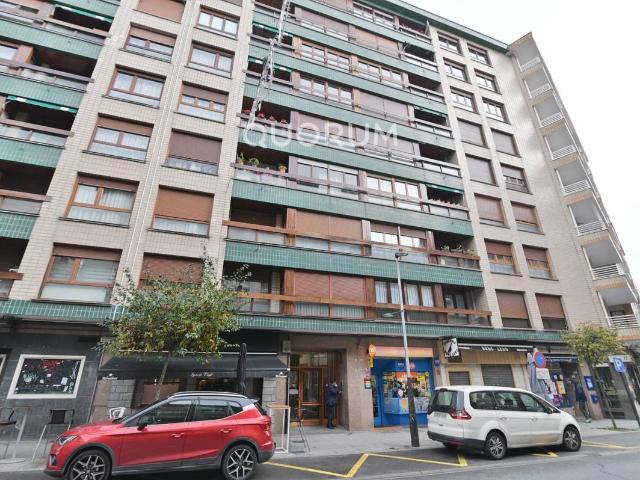 Piso en venta en Kurtzea, Galdakao