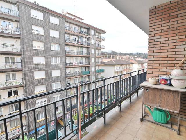 Piso en venta en Kurtzea, Galdakao