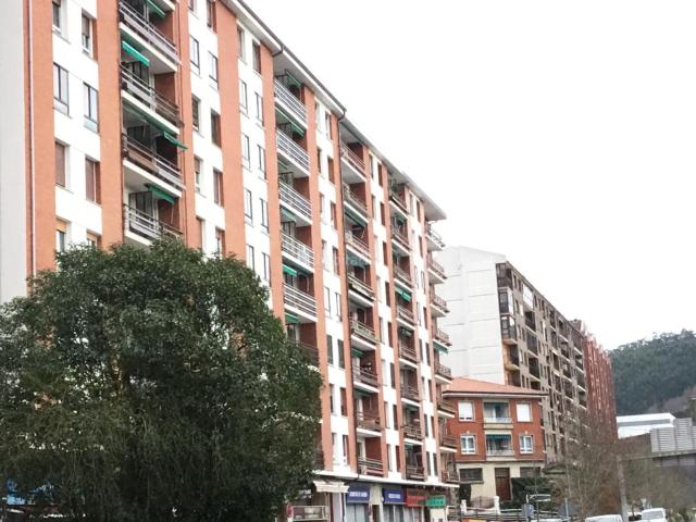 Piso en venta en Kurtzea, Galdakao