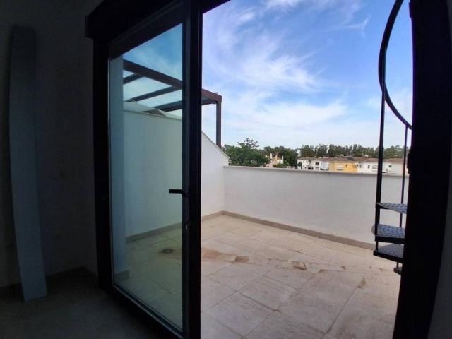 Piso en venta en Gelves, Andalucía