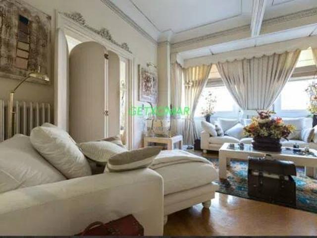 Piso en venta en Areeta, Getxo