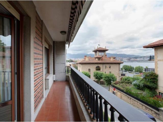 Piso en venta en Aiboa, Getxo