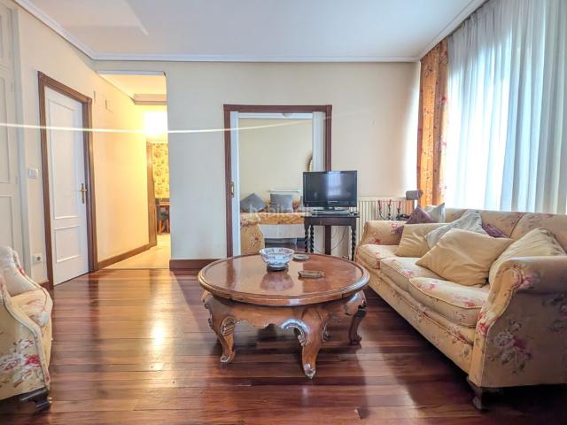 Piso en venta en Elexalde, Getxo