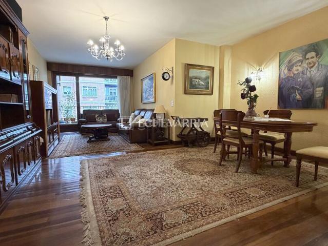 Piso en venta en Elexalde, Getxo