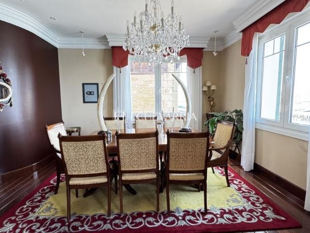 Piso en venta en Elexalde, Getxo