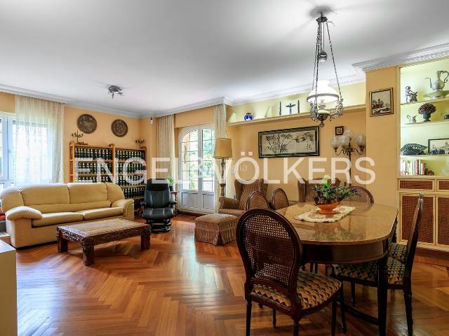Piso en venta en Elexalde, Getxo