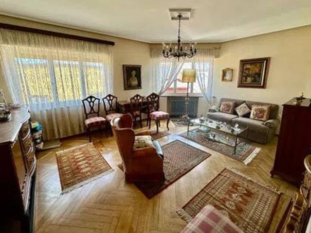 Piso en venta en Los Campos, Gijón