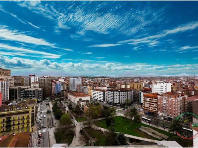 Piso en venta en El Carmen, Gijón
