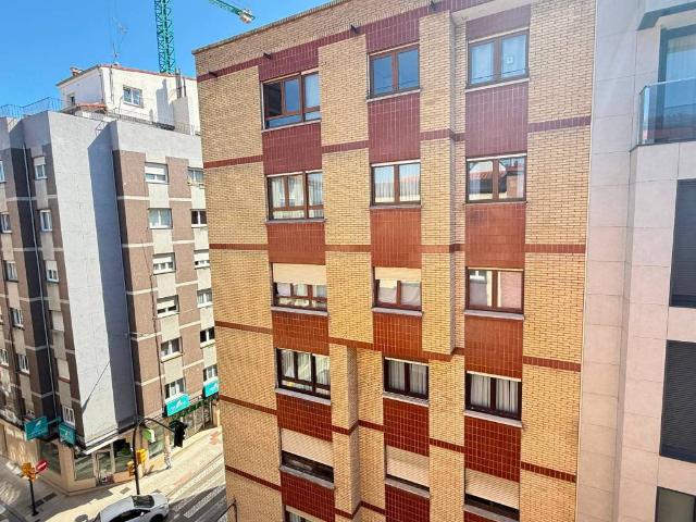 Piso en venta en Gijón, El Llano
