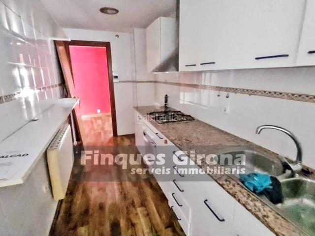Piso en venta en Palau, Gironès