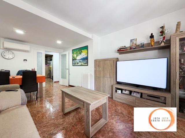 Piso en venta en Santa Eugènia, Gironès