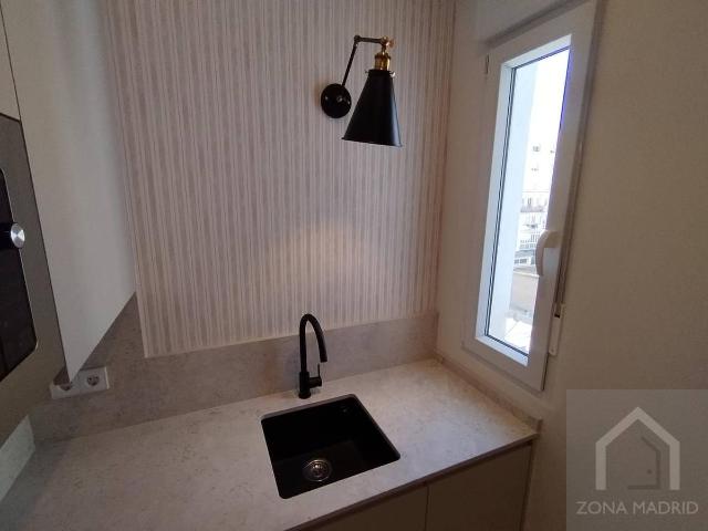 Piso en venta en Medina-sidonia, Madrid