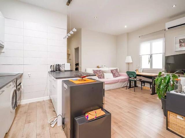 Piso en venta en Madrid, Cortes