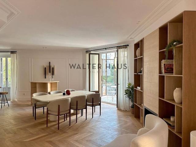 Piso en venta en Madrid, Cortes