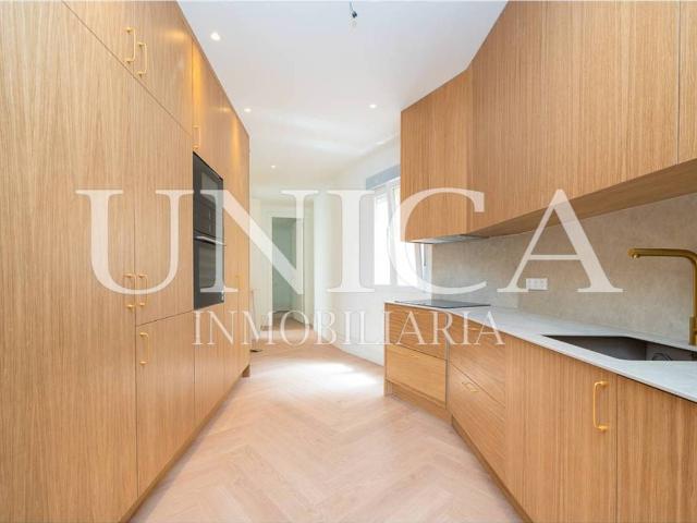 Piso en venta en Madrid, Cortes