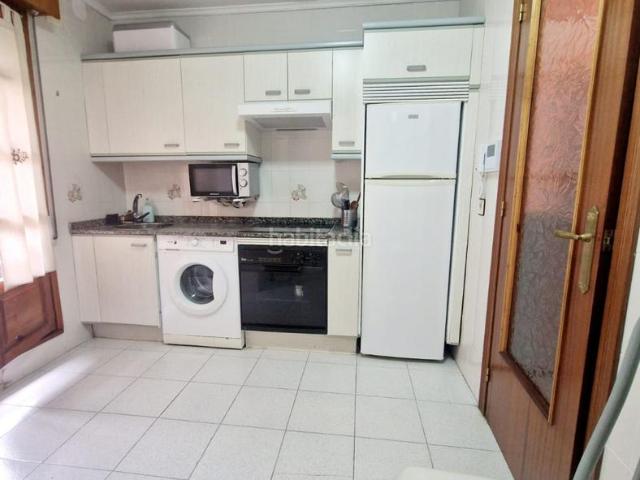 Piso en venta en Gozón, Los Laureles