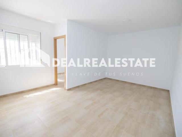 Piso en venta en Torre de la Reina, Guillena