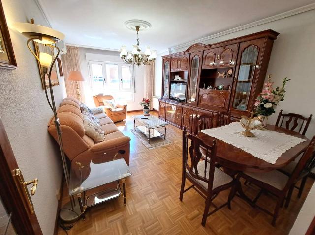 Piso en venta en Haro, La Rioja