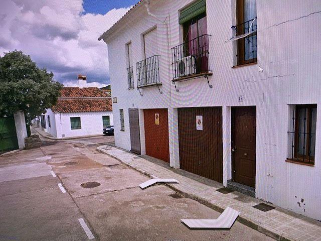 Apartamento en venta en Higuera De La Sierra, Huelva